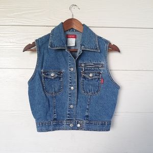 Vintage Esprit sleeveless jean jacket.  Size M.